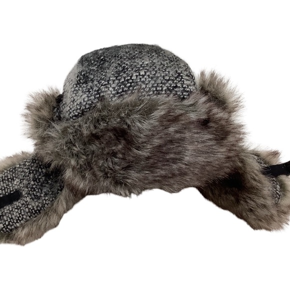 Scala Faux Fur Black and Gray Trapper Hat. New No Tag - Picture 3 of 5